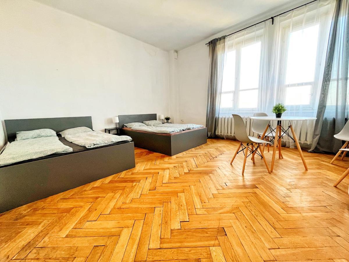 Best Rooms For Short Stay In City Center Kraków Eksteriør billede